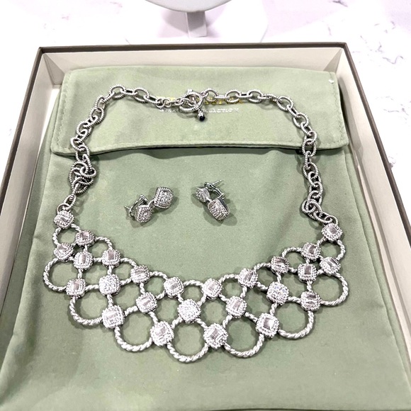 Judith Ripka bib necklace and matching earrings - Picture 2 of 5